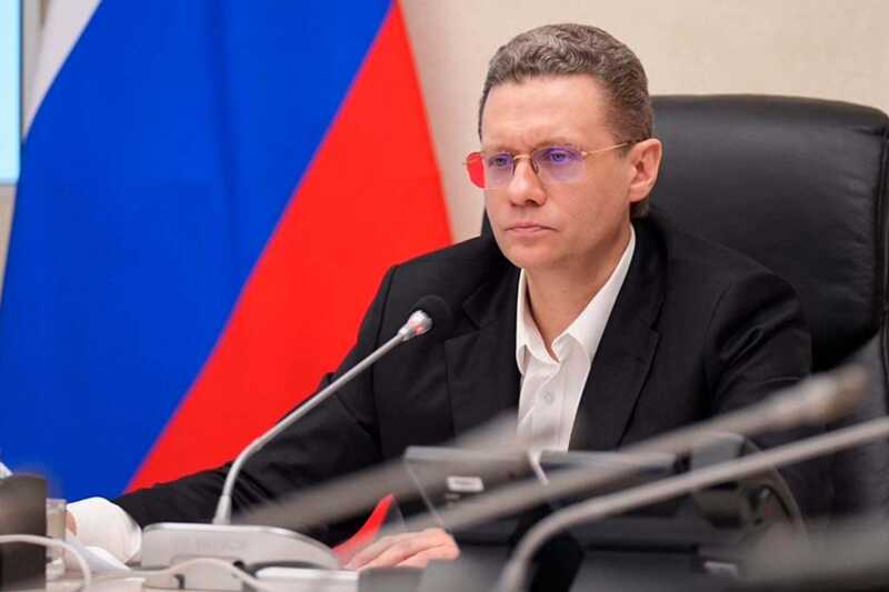 Семейное путешествие за государственный счет: Филимонов добавил отца в состав делегации в Китай